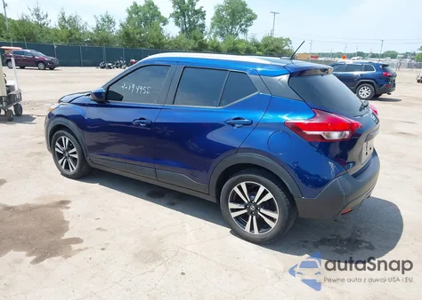 2019 Nissan Kicks S/Sr/Sv из США, поврежденный, VIN 3N1CP5CU4KL551982